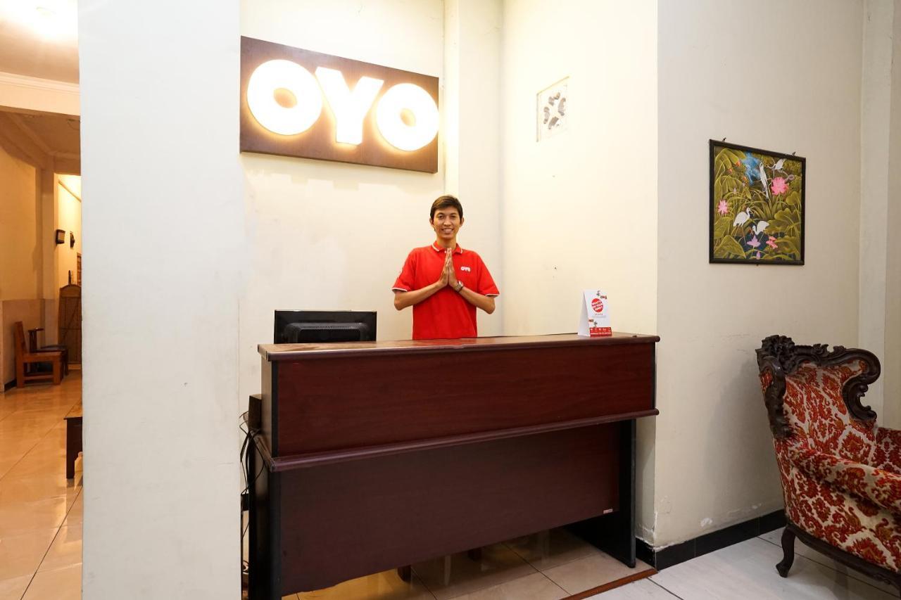 Kartika Syariah Homestay By Stayku Surabaya Exterior photo